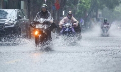 Tin tức dự báo thời tiết hôm nay (1/4): Nam Bộ mưa lớn, Bắc Bộ rét tăng cường