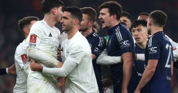 Maguire chửi Kai Havertz thậm tệ trong cuộc ẩu đả giữa MU và Arsenal