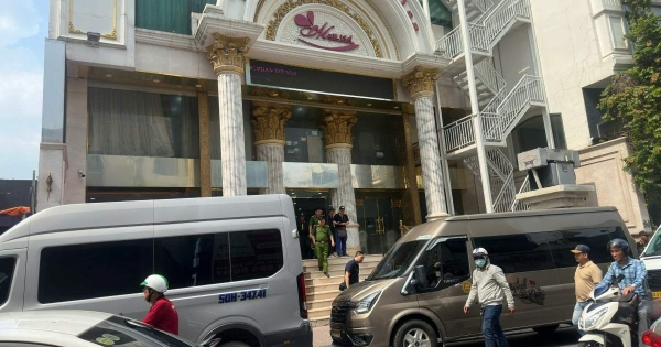 Cảnh sát xuất hiện tại nhiều cơ sở thẩm mỹ viện Mailisa ở các tỉnh, thành phố