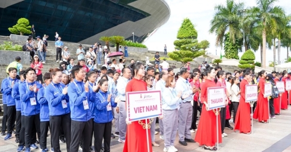 พิธีเปิดการประชุมกีฬานักศึกษาแห่งเอเชียตะวันออกเฉียงใต้ ครั้งที่ 13 ที่เมืองดานัง