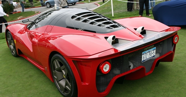 Diện kiến siêu xe hàng hiếm Ferrari P4/5 trị giá 4 triệu đô