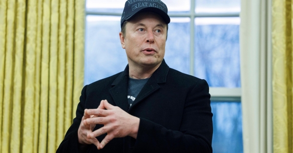 Tỷ phú Elon Musk bất ngờ ra "tối hậu thư" khiến cả nước Mỹ "chấn động"