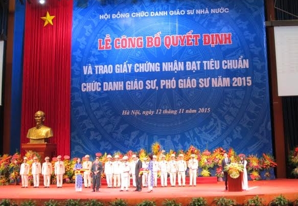 Vinh danh 522 tân Giáo sư, Phó Giáo sư Nhà nước năm 2015