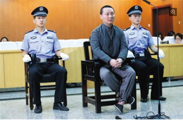 Lời khai gây sốc của U50 giả trai trẻ lừa tình 15 nữ sinh cùng lúc