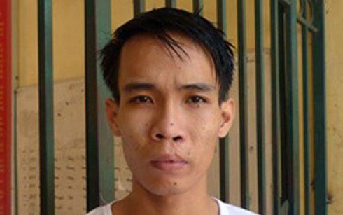 Thanh niên tặng quà bạn gái bằng chiếc điện thoại vừa mới ăn trộm