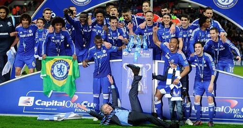 Chelsea đăng quang League Cup, Mourinho