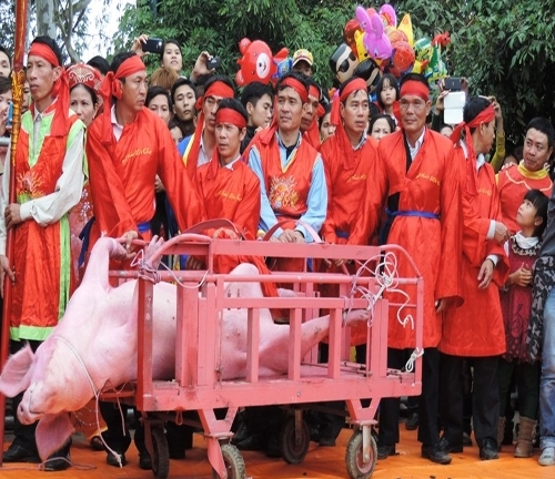 Lễ hội chém lợn ở Bắc Ninh: Bộ trưởng Nguyễn Văn Nên nói gì?