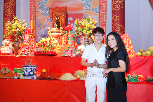 Thanh Thanh Hiền và con trai Chế Linh sẽ làm đám cưới ngày 14/3