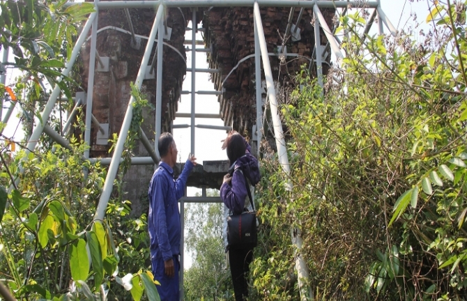 Ly kỳ 7 đời Chủ tịch xã thề sống chết giữ bí mật báu vật của làng