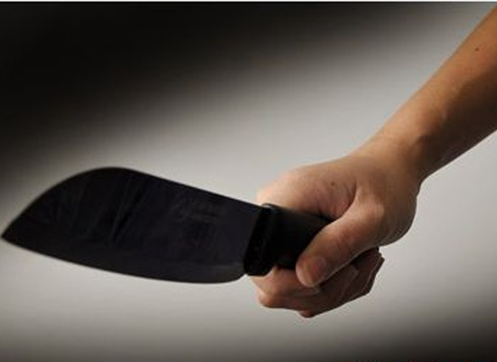 Đi “dằn mặt” anh rể, 3 em vợ bị đâm thương tích