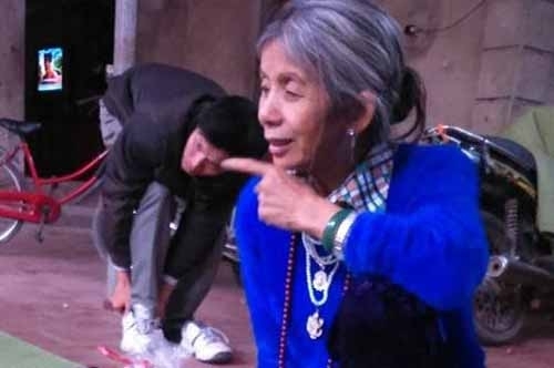 Chân tướng “thánh mẫu” chữa bệnh điên chỉ với 35 nghìn đồng