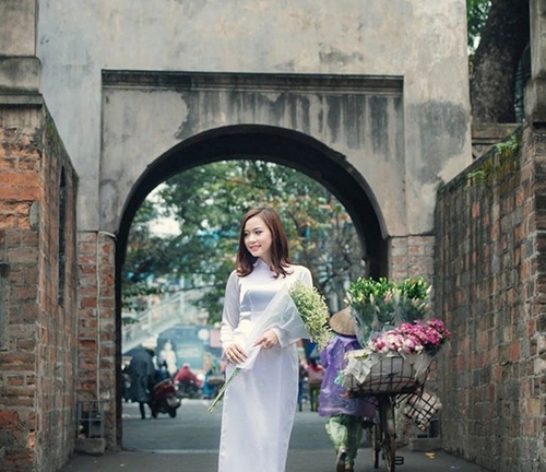 Hot girl dịu dàng trong bộ ảnh “Nét duyên thầm” mừng ngày 8/3