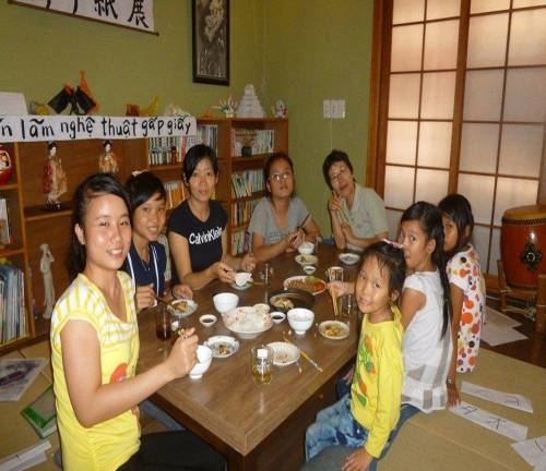 Câu chuyện cảm động về tình yêu vô bờ của người mẹ Nhật