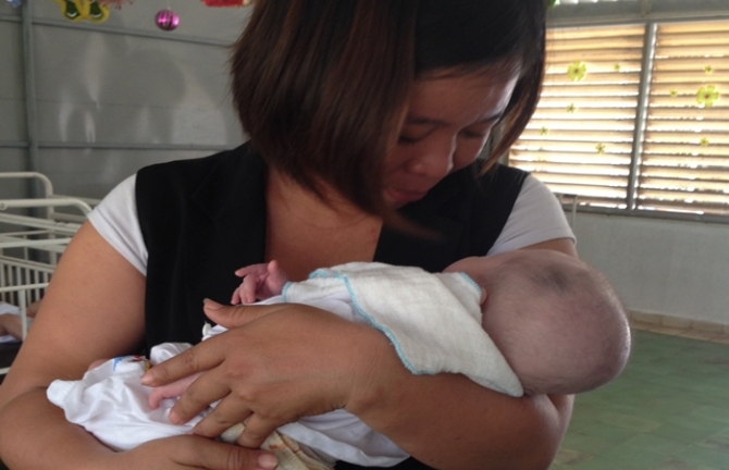 Uẩn khúc mẹ nhẫn tâm bỏ rơi con trai mới sinh tại bệnh viện