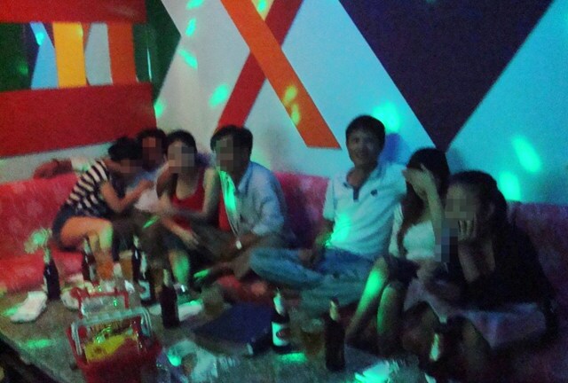 Nguyên nhân nào khiến karaoke trá hình bùng phát ở TP.HCM?