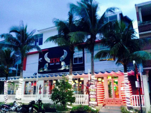 Việt kiều nhẫn tâm lấy mạng người vì cho rằng bị nhìn đểu