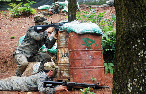 Chơi “súng Airsoft” – cẩn thận mất mạng!