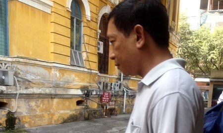 Túng tiền, lừa chạy được 'án treo' để lấy tiền tiêu xài