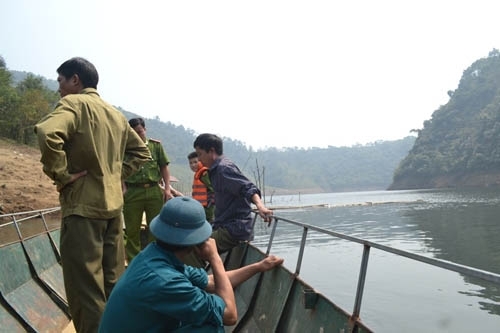 Thi thể vợ chồng mất tích đã được tìm thấy trên hồ thủy điện