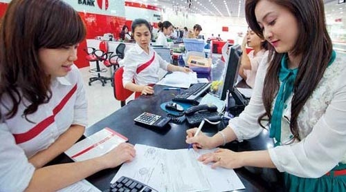 Gửi tiết kiệm ngân hàng: 