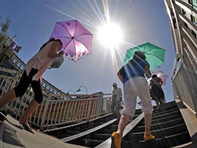 Thời tiết ngày mai (4/4): Nắng nóng tiếp tục trên diện rộng