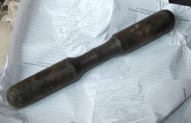 Nước mắt đau đớn của người mẹ có con dùng chày sát hại bố