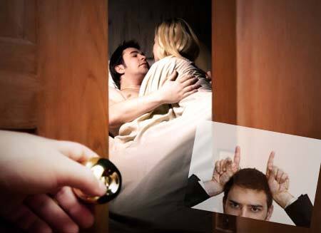 Bí mật động trời mỗi buổi trưa vợ sang nhà hàng xóm cho con ăn bột