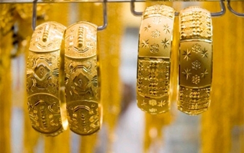 Giá vàng hôm nay 13/4: Giá vàng SJC giữ giá, giá USD/VND không đổi