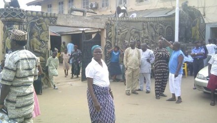 Bệnh lạ bí ẩn bùng phát, ít nhất 17 người tử vong