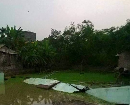 Sập bể bơi ở Vĩnh Phúc: Bể bơi không có giấy phép hoạt động?