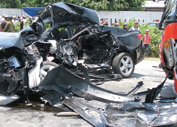 Tai nạn thảm khốc ở Đà Nẵng: Nạn nhân đang mang thai tử vong