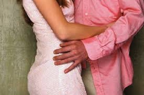 Bi kịch đưa con gái đi bắt quả tang chồng ngoại tình