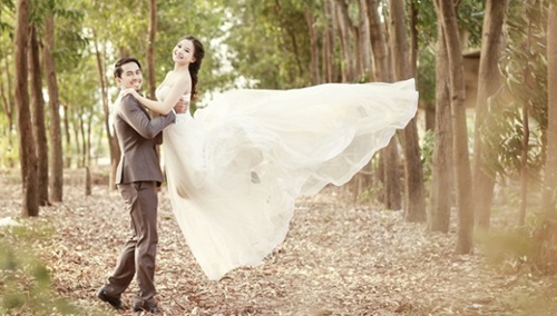 Bộ ảnh cưới đẹp lung linh chưa từng công bố của Duy Nhân