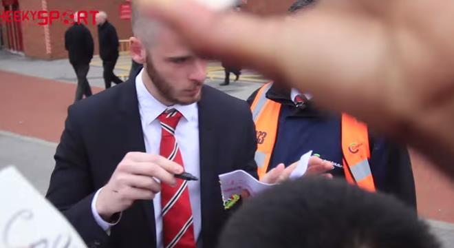 Nóng: De Gea đồng ý ở lại M.U thêm 10 năm