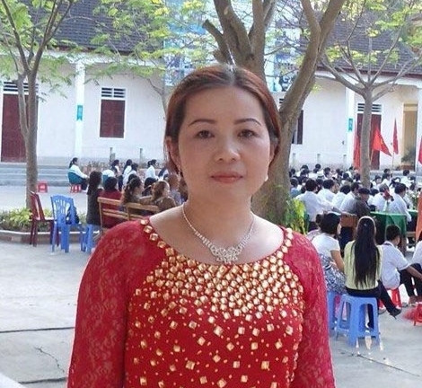 Nữ hiệu trưởng gửi tin nhắn 'độc' giải thích về “tài sản tự có”