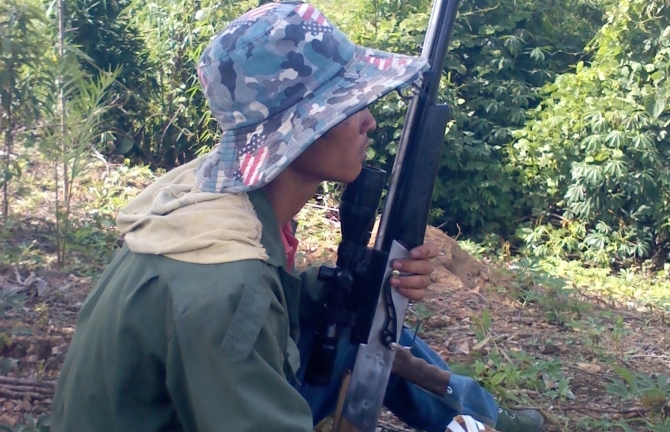 Bắn chết người vì tưởng là khỉ: Lo ngại việc dùng súng tự chế