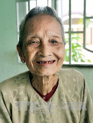 Liên minh kỷ lục thế giới công nhận cụ Trù cao tuổi nhất thế giới