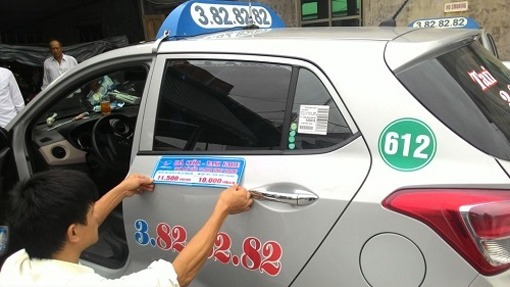 Cước taxi tăng, giá vé máy bay có nguy cơ vượt trần