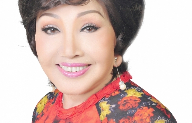 “Nửa thế kỷ con tằm vẫn nhả tơ” - livshow cuối cùng của nghệ sĩ Hồng Nga