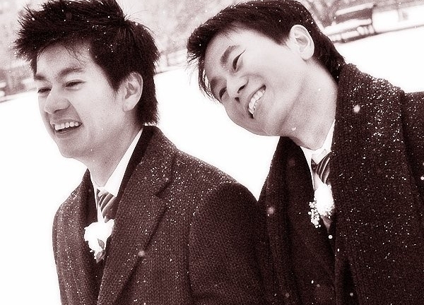 Chuyện tình 10 năm của cặp đôi đồng tính Việt