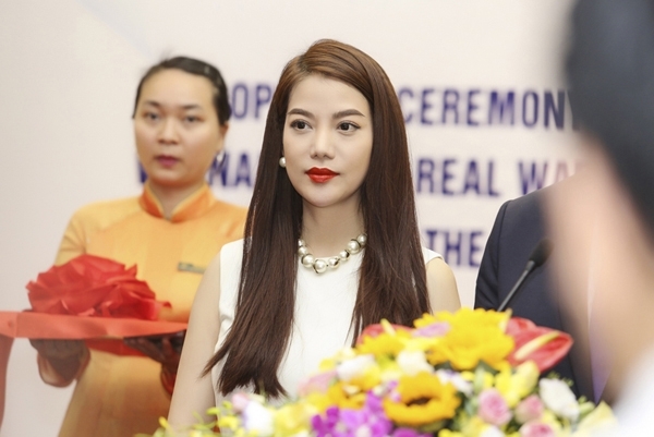 Trương Ngọc Ánh gặp gỡ Chủ tịch hãng thông tấn AP