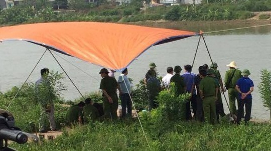 Hành trình giết vợ, ném bao tải chứa xác qua lời nghi phạm