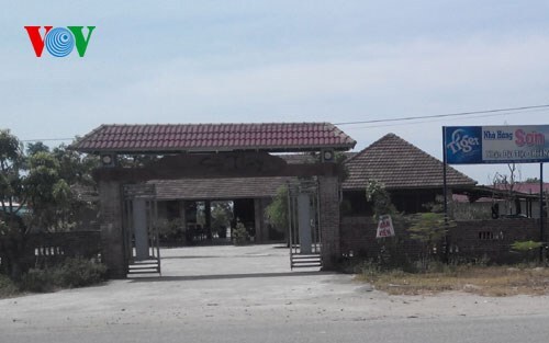 Bí ẩn cái chết của thiếu nữ đang hát tự nhiên ngất xỉu