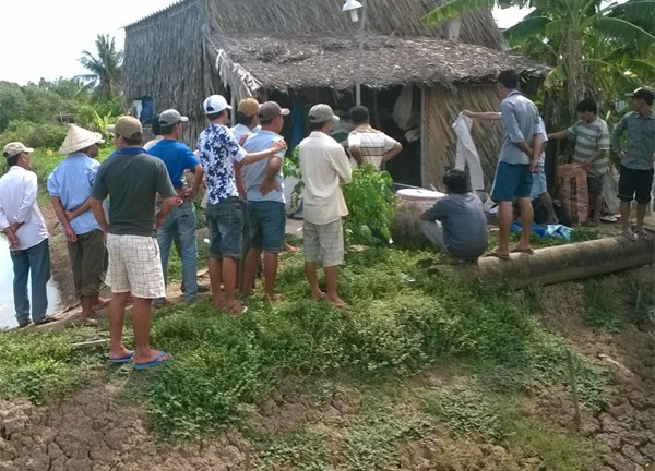 Nghi án chồng giết vợ rồi treo cổ tự tử