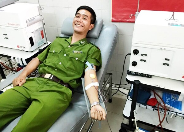 Gặp anh công an vui tính nhất Việt Nam trong clip gây sốt mạng