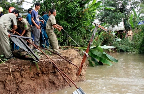 3 người bị thương vì giông lốc ở Cần Thơ
