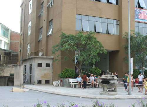 Hà Nội: Rơi từ tầng 29, người phụ nữ tử vong tại chỗ