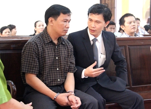 Vụ CSGT bắn chết cấp trên: Ngô Văn Vinh lĩnh 9 năm tù