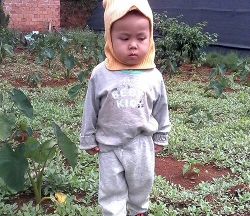 (Bài trùng) Bé trai 3 tuổi mất tích ngay bên cạnh cha