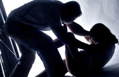 Bắt quả tang ông lão dâm ô với bé gái mắc bệnh tâm thần